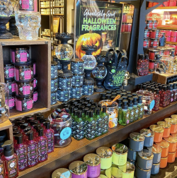 B&BW Halloween Display.png