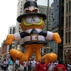 garfield-balloon_1200xx2604-2599-0-436.jpg
