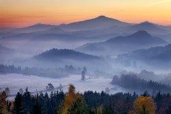 Morning October fog.jpg