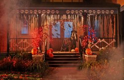Decorate-front-porch-for-Halloween_7.jpg