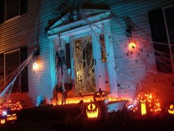 front_yard_decorations_for_halloween_picture.jpg