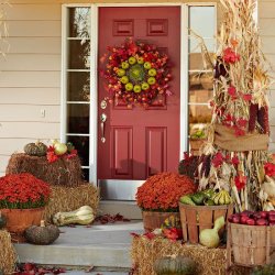 fall-decorating-ideas-front-door.jpg