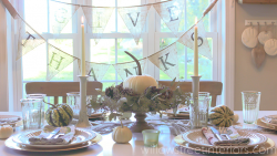 Green-and-White-Thanksgiving-Table-2.png