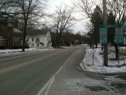 1200px-Downtown-arlington-vt.jpg