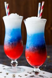 Red-White-and-Blue-Vodka-Lemonade-Slush-3.jpg