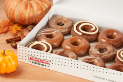 krispy-kreme-pumpkin-spice-dozen-1-1598901901.png
