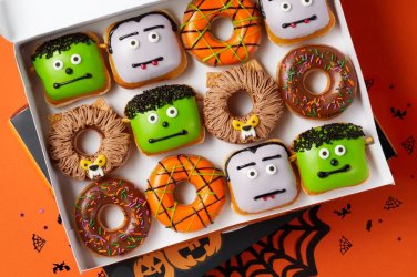 krispy-kreme-halloween-dozen-1601498324.jpg