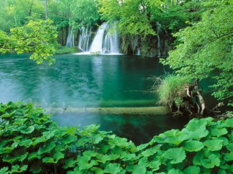 Plitvice-National-Park-Croatia.jpg