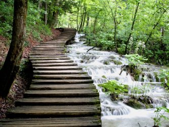 plitvice-lakes-croatia.jpg