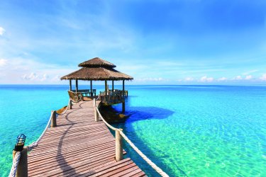 iStock-840269698-beach-hut-1500x1000.jpg