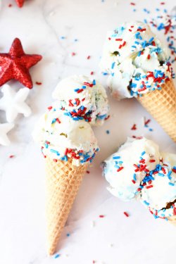 4th-of-july-ice-cream-cones-scaled.jpg