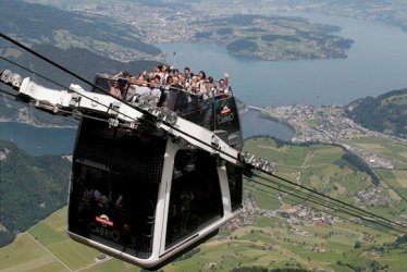 cabrio-swiss-cable-car-travel-m.jpg