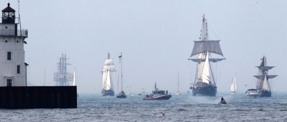 6b9_c04ships04ctallshipsto5.jpeg