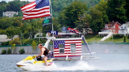pontoosuc-lake-in-pittsfield-massachusetts.jpg