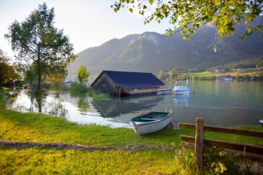 lakeh.jpg