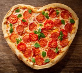 pheartshaped-pizza-2020.jpeg