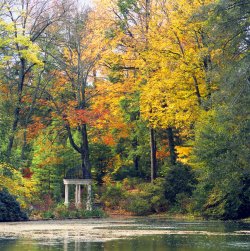 Love-Temple-in-Autumn.jpg