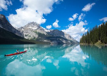 canada-scenic.jpg