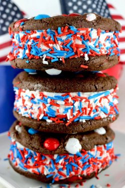 patriotic-ice-cream-sandwiches-pinnable4.jpg