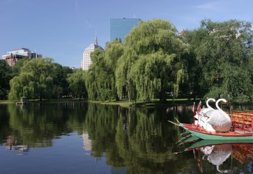 L2F-Apr-15-pic-USA-Boston-Public-Garden-Vlad-G-shutterstock_4185508.jpg