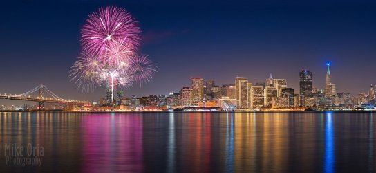 2051929837-Beautiful-4th-july-firework-Picture1.jpg