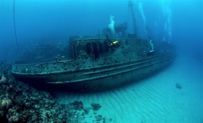 Dive-site-wreck-Bermuda-.jpg