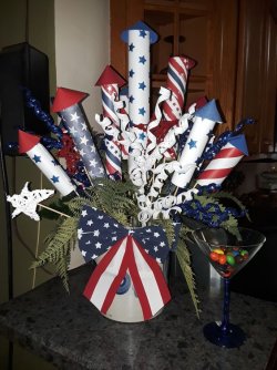 centerpieces-craft-beauty-red-white-blue.jpg