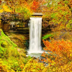 EMT_2017_Statewide_Parks_MinnehahaFalls_GregLundgren.jpg