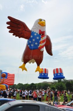 giant-balloons-inflated-participation-national-independence-day-parade-washington-d-c-july-gia...jpg