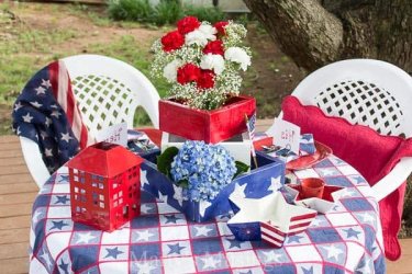 Inexpensive-4th-of-July-Table-Decorations-Martys-Musings-11.jpg