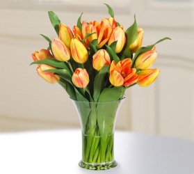 faux-tulip-in-glass-vase-c.jpg