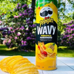 kellogg-company-pringles-wavy-pineapple-habanero-flavored-chips-1621869092.jpg