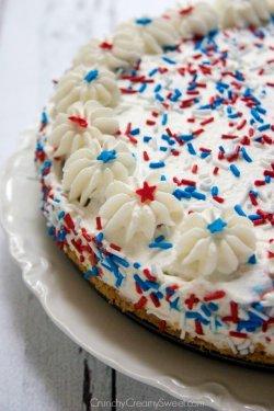 4th-of-July-No-Bake-Cheesecake-from-CrunchyCreamySweet.com_.jpg
