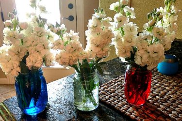 July-4th-Decorating-Red-White-Blue-Patriotic-Flower-Arrang-14316-c598336068-1499025816.jpg
