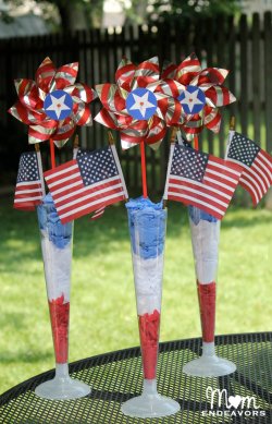 Red-white-blue-centerpieces.jpg