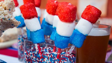patriotic-pops-today-tease-180702-1350097.jpg
