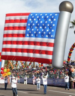 b American-flag-parade-balloon-1.jpg