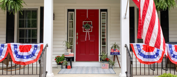 4th-of-july-patriotic-porch-hero.png