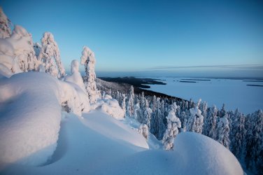 00 Lakeland-in-the-winter-with-snow-Finland.jpg