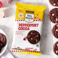 nestle-toll-house-peppermint-cocoa-cookie-dough-1633638685.jpg