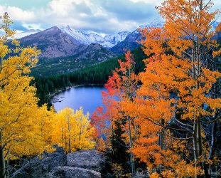 Rocky-Mountain-National-Park-Fall-Hike21.jpg