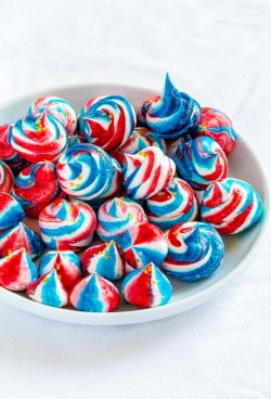 4jfd44th-of-July-Cookies-1.jpg
