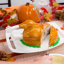 baturkey-cake-1.jpg