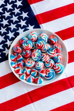 4jfdPatriotic-Meringue-Cookies-14-1.jpg