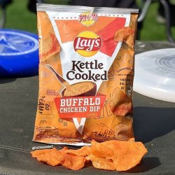 frito-lay-lays-kettle-cooked-buffalo-chicken-dip-1634320006.jpg