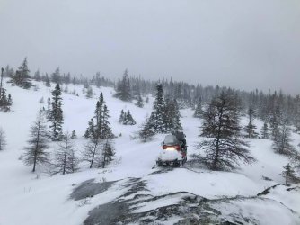 snow mobile.jpg