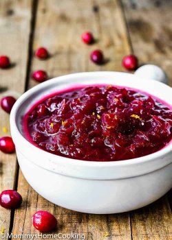 Easy-Instant-Pot-Cranberry-Sauce-2.jpg