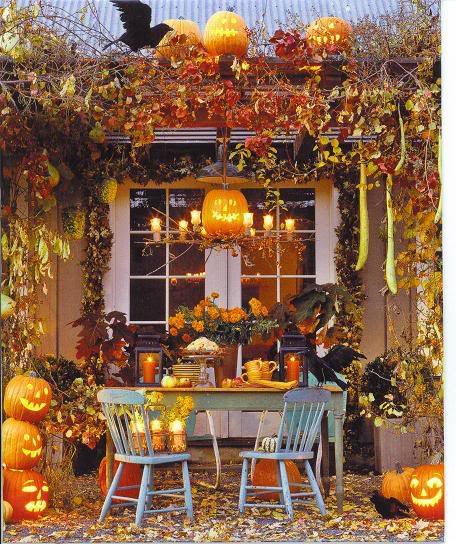 halloween+table.jpg