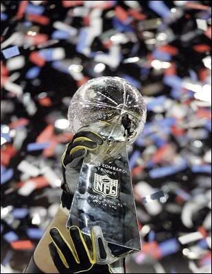NFLTrophey.jpg