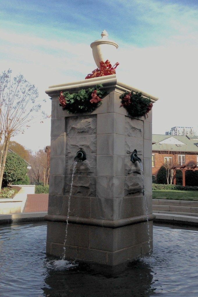 Charlotte%201%20%2012-12-15_zpstnqdtifi.jpg